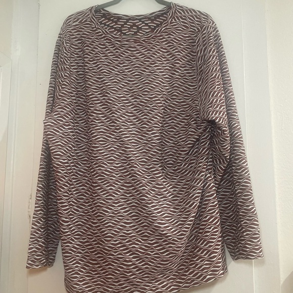 Fall colors 2X long-sleeve shirt size 2X. Great for work. - Picture 2 of 5